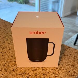 Ember Temperature Control Mug 14 oz – Black